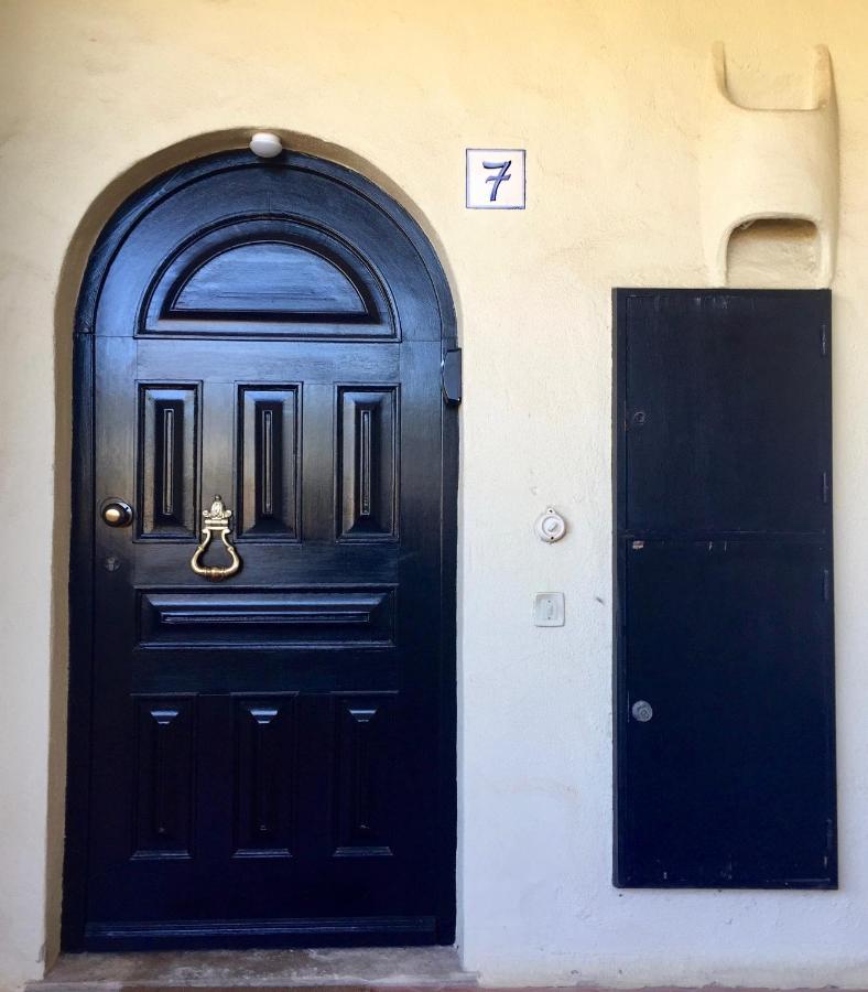 Peaceful & Spacious Apt With Parking & Queen Bed Carvoeiro  Esterno foto
